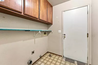 827 Yosemite Way, Suisun City, CA 94585 - Photo 36
