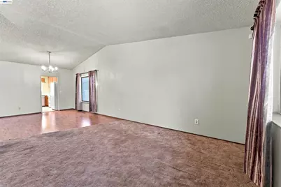 827 Yosemite Way, Suisun City, CA 94585 - Photo 6
