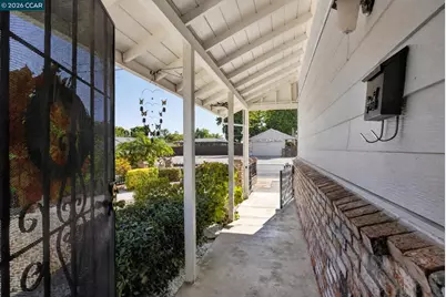 322 Warren Way, Pittsburg, CA 94565 - Photo 6