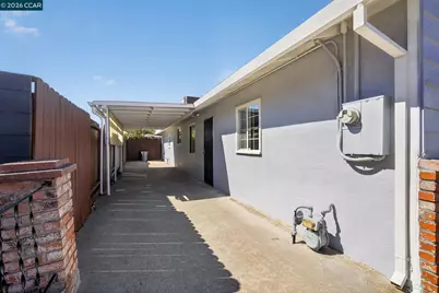 322 Warren Way, Pittsburg, CA 94565 - Photo 34