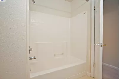 410 19th St, San Jose, CA 95116 - Photo 22