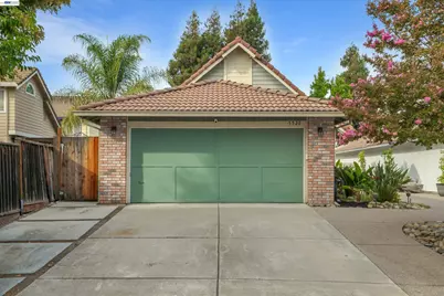 5520 Rainflower Dr, Livermore, CA 94551 - Photo 2