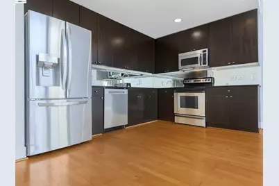 311 Oak St #507, Oakland, CA 94607 - Photo 8