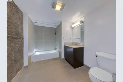 311 Oak St #507, Oakland, CA 94607 - Photo 20
