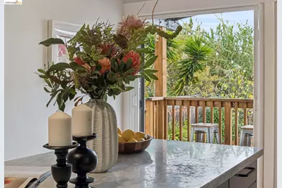 981 60th St, Oakland, CA 94608 - Photo 16