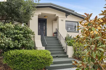 981 60th St, Oakland, CA 94608 - Photo 2