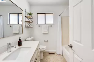 21297 Justco Ln, Castro Valley, CA 94552 - Photo 22