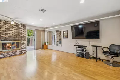 15742 Paseo Largavista, San Lorenzo, CA 94580 - Photo 18