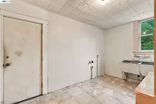 2525 29th St, Oakland, CA 94602 - Photo 24