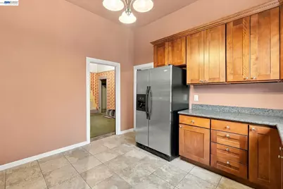 2525 29th St, Oakland, CA 94602 - Photo 12
