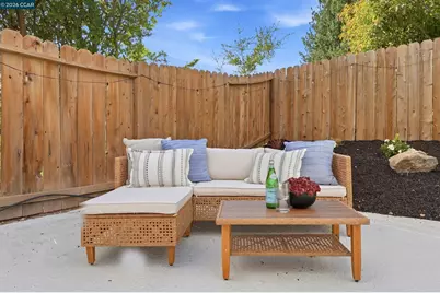 15 Citadel Ct, Pleasant Hill, CA 94523 - Photo 60