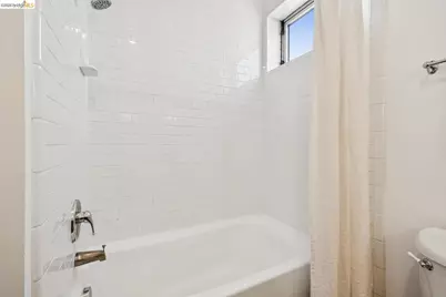2830 Mandela Pkwy, Oakland, CA 94608 - Photo 22