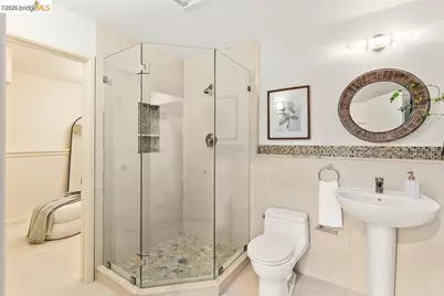 402 Vermont Avenue, Berkeley, CA 94707 - Photo 30