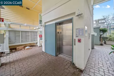 655 12th St #219, Oakland, CA 94607 - Photo 14