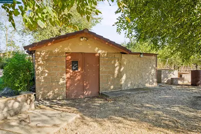 22797 Cozy Ct, Tracy, CA 95304 - Photo 66