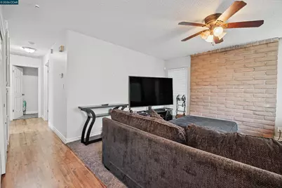22797 Cozy Ct, Tracy, CA 95304 - Photo 10