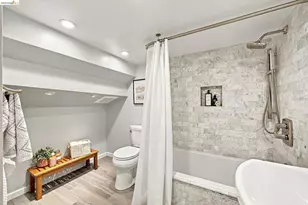 967 Grosvenor Pl, Oakland, CA 94610 - Photo 38