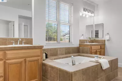 5698 Carnegie Way, Livermore, CA 94550 - Photo 24