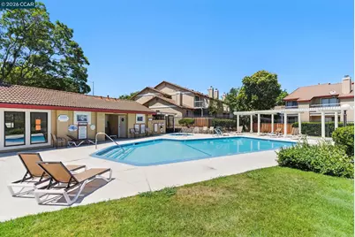 128 Peppermill Ln, Pittsburg, CA 94565 - Photo 32