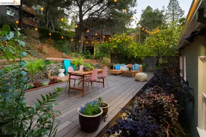5981 Chabolyn Ter, Oakland, CA 94618 - Photo 50