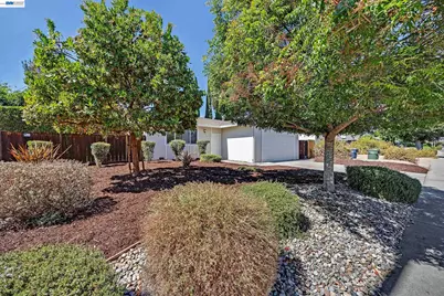 319 Elvira, Livermore, CA 94550 - Photo 2