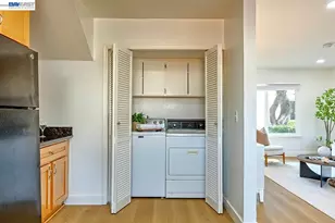 4160 Aquarius Cir, Union City, CA 94587 - Photo 16