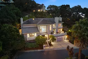 6036 Mazuela Dr, Oakland, CA 94611 - Photo 2