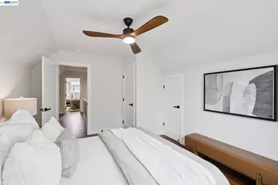 328 Glencourt Way, Pacifica, CA 94044 - Photo 18