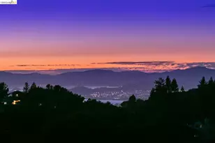 25 Captains Cove, Oakland, CA 94618 - Photo 60
