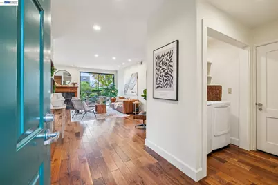 9 Regulus Ct, Alameda, CA 94501 - Photo 12