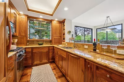 9 Regulus Ct, Alameda, CA 94501 - Photo 22