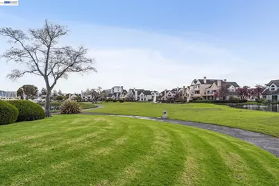 9 Regulus Ct, Alameda, CA 94501 - Photo 48