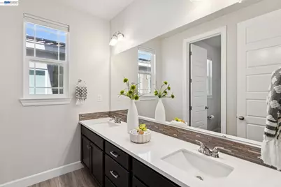 258 Benmore Dr, Hayward, CA 94542 - Photo 36