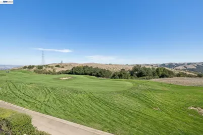 258 Benmore Dr, Hayward, CA 94542 - Photo 48