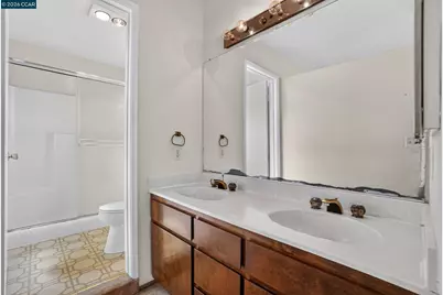14180 Santiago Rd, San Leandro, CA 94577 - Photo 24