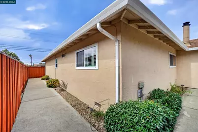 14180 Santiago Rd, San Leandro, CA 94577 - Photo 46