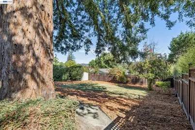 3410 St Marys Rd, Lafayette, CA 94549 - Photo 42