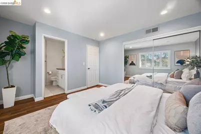 163 Parkwood Ave #APT 3, Pasadena, CA 91107 - Photo 24