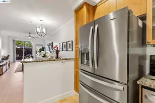 2330 University Ave, East Palo Alto, CA 94303 - Photo 10