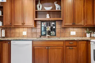 3270 Keith Ave, Castro Valley, CA 94546 - Photo 8