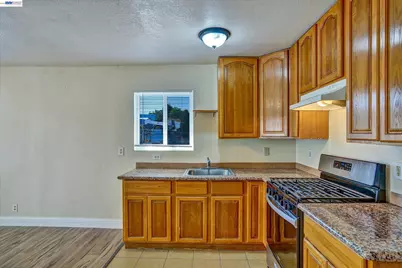 20332 Haviland Ave, Hayward, CA 94541 - Photo 6