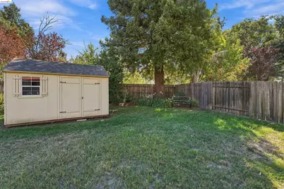 4104 Sturgeon Rd, Stockton, CA 95219 - Photo 56