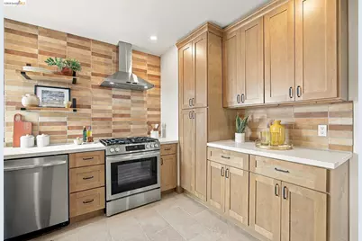6027 Buena Ventura Ave., Oakland, CA 94605 - Photo 16