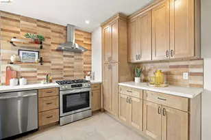 6027 Buena Ventura Ave, Oakland, CA 94605 - Photo 16