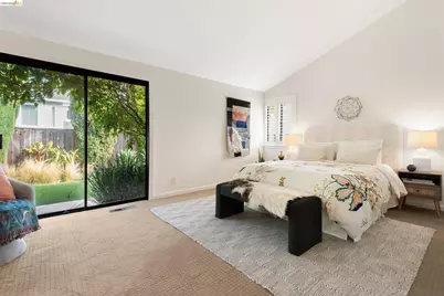 5991 Skyfarm Dr, Castro Valley, CA 94552 - Photo 30