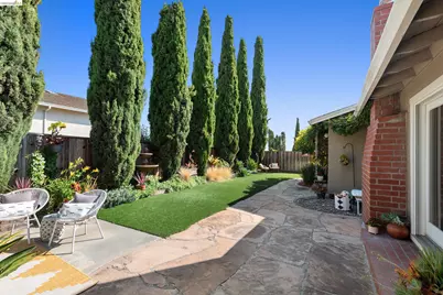 5991 Skyfarm Dr, Castro Valley, CA 94552 - Photo 20
