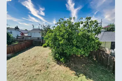 1475 70th Ave, Oakland, CA 94621 - Photo 12