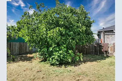 1475 70th Ave, Oakland, CA 94621 - Photo 22