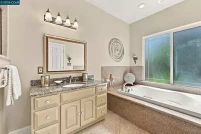 1873 Clayton Way, Concord, CA 94519 - Photo 32