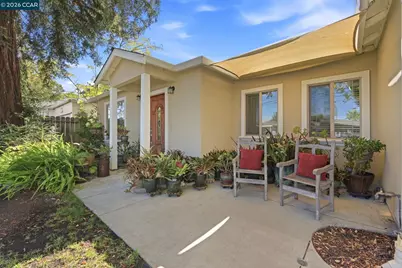 1873 Clayton Way, Concord, CA 94519 - Photo 4